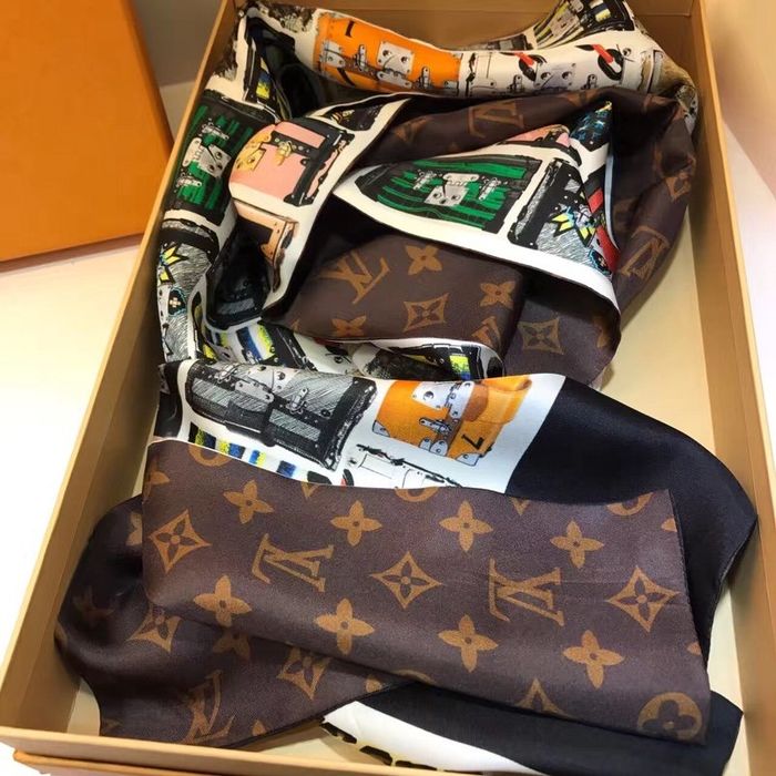 Louis Vuitton Scarf LVS00014